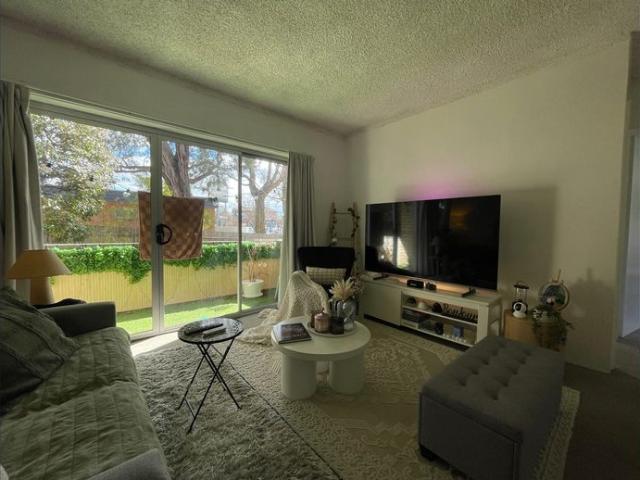 Tidy Unit in a Great Location