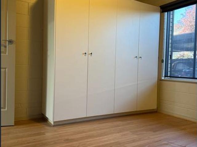 Tidy Unit in Ideal Location