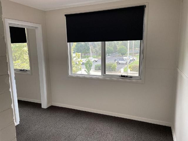 Tidy Upstairs Unit Adelong