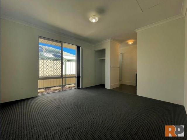 Tidy 1x1 Unit in Dudley Park