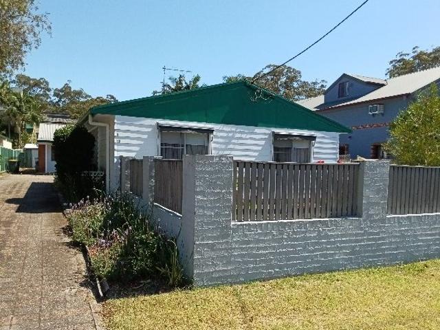 Tidy 2 bed unit LEMON TREE PASSAGE