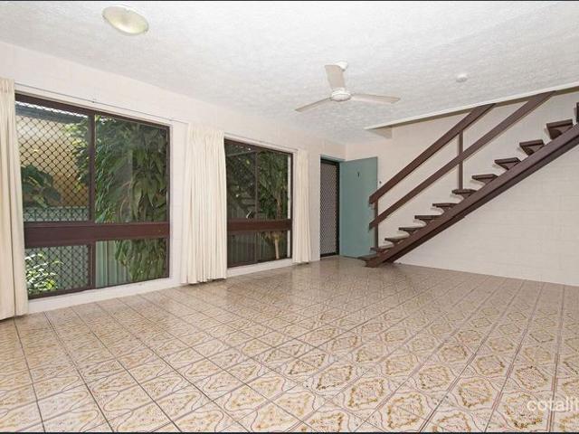 Tidy 2 Bedroom Townhouse for Rent in Prime West End Location AVAILABLE NOW!