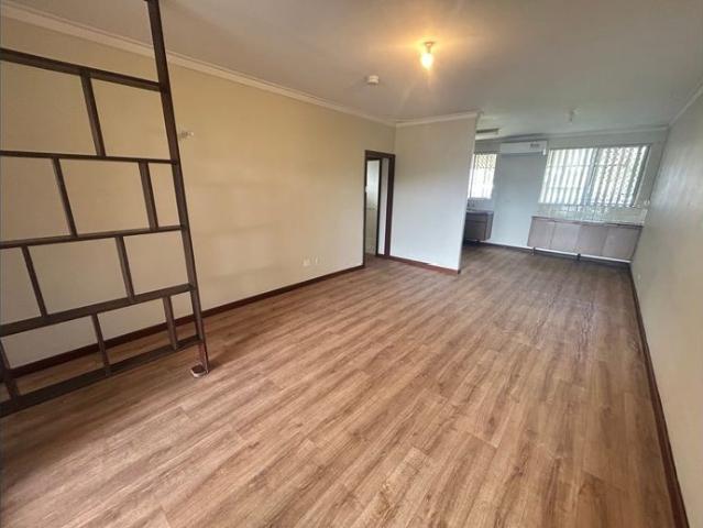 Tidy 2 Bedroom Duplex in a Convenient Coastal Location