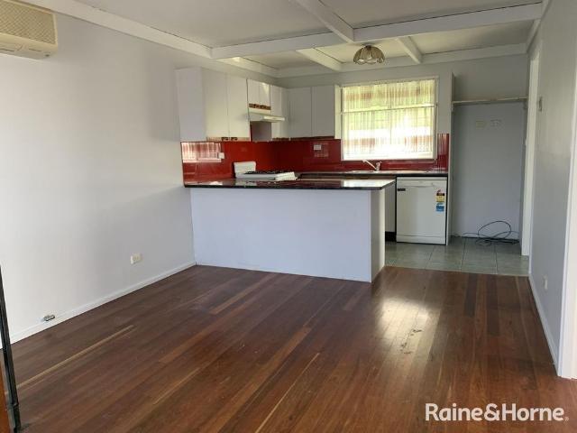 Tidy 3 bedroom, 2 bathroom house