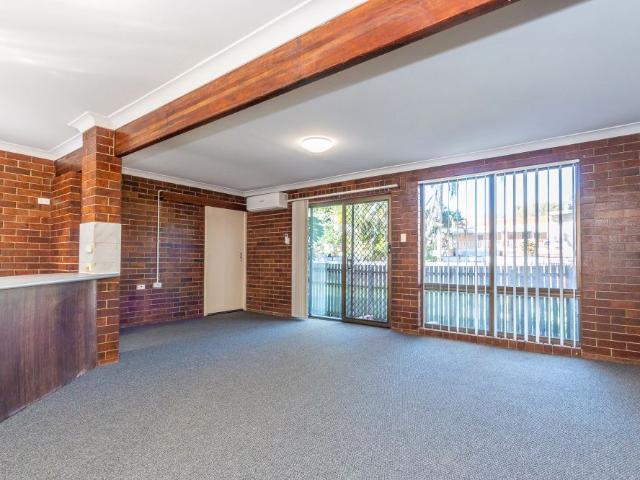 Tidy 3 Bedroom Townhouse