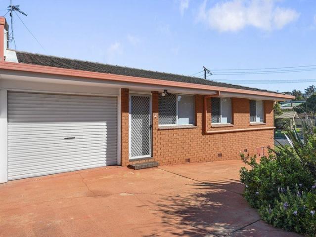 Tidy 3 bedroom unit