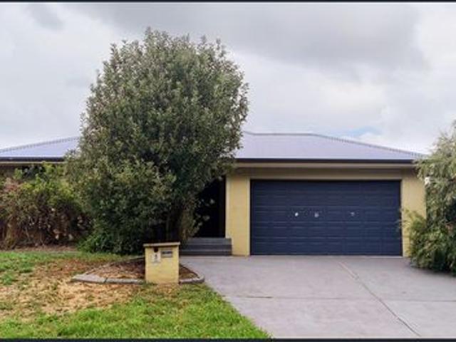 Tidy 3 Bedroom Home
