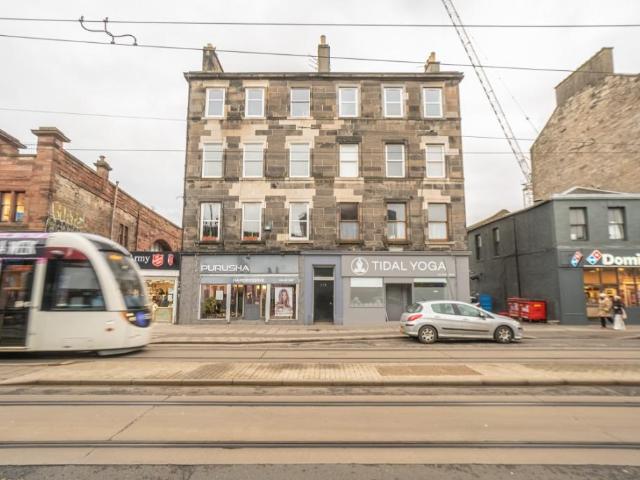 Tidal Yoga, 115 Leith Walk, Pilrig, City of Edinburgh, EH6 5DT, United Kingdom | 2 bed apartment for rent #140801249 | Rentberry