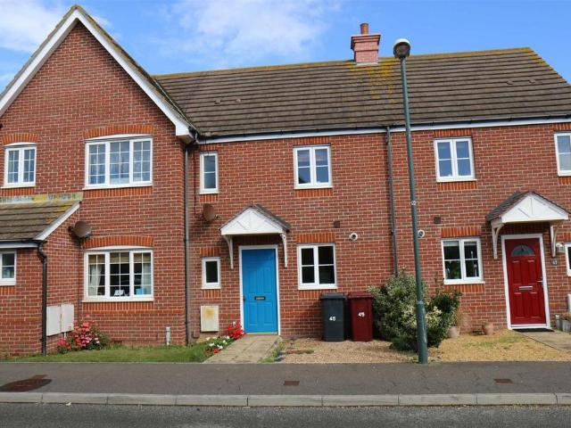 Tide Way, Bracklesham Bay, Chichester 2 bed terraced house to rent £1,200 pcm £277 pw