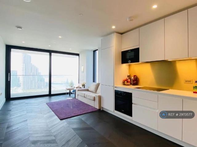 Tidemill Square, London, SE10 1 bed flat to rent £2,250 pcm £519 pw