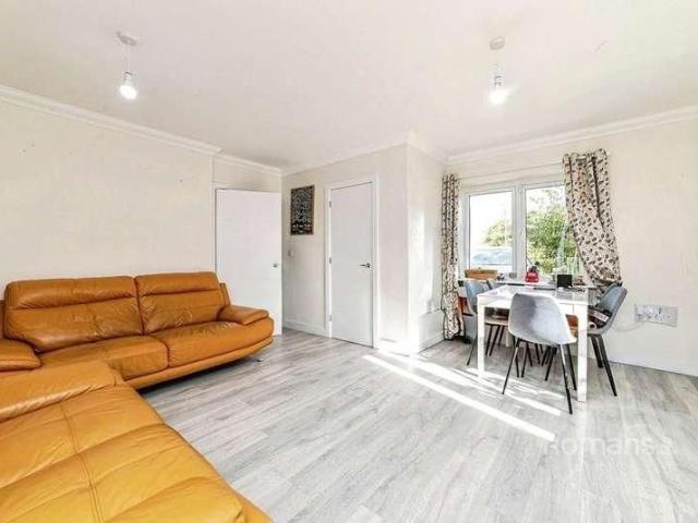 Tidman Road, Reading, Berkshire, RG2