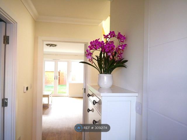 Tidman Road, Reading RG2, 3 bed terraced house to rent, £2,800 pcm | PrimeLocation