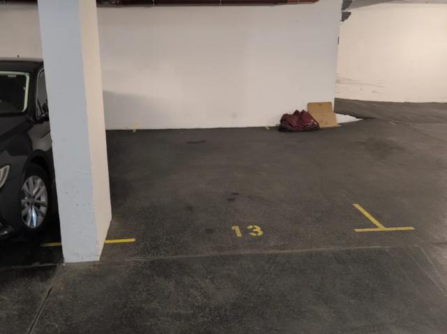 Tiefgaragenplatz in 1100 Wien zu vermieten – sicher parken um 100 € monatlich