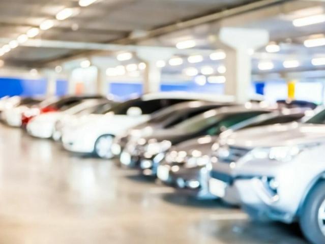 TIEFGARAGENPLÄTZE IN SUHR ZU VERMIETEN