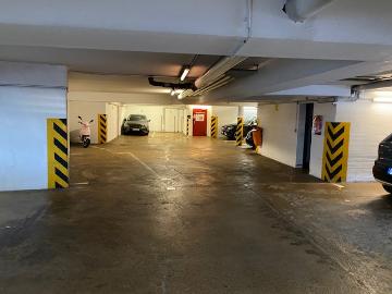 Garage for rent in Farrenbracken - Parkplatz