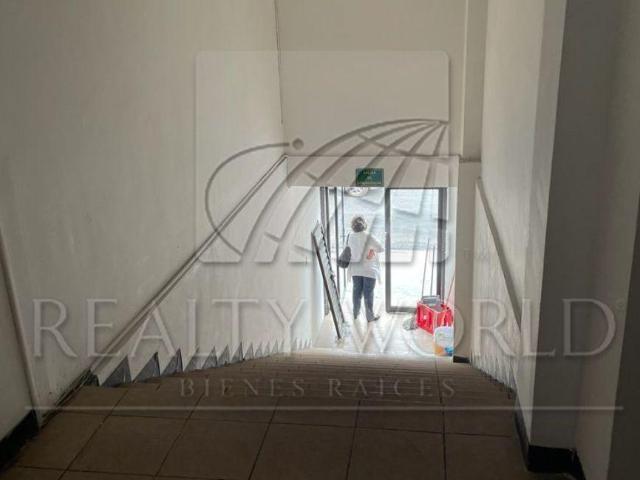 003 00215 LR Tienda / Local Comercial en Renta en Centro de Monterrey, N.L