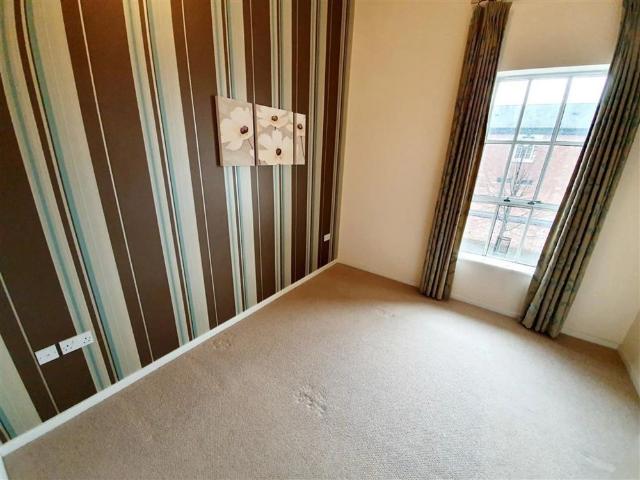 Tiger Court, Burton On Trent, DE14