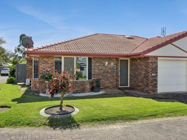 Tightly Held 3 Bedroom Villa in Regents Landing