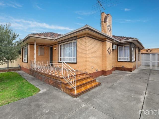 Tightly Held Family Home in Blue Chip Altona North