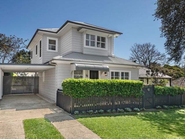 Tightly held home in quiet convenient setting