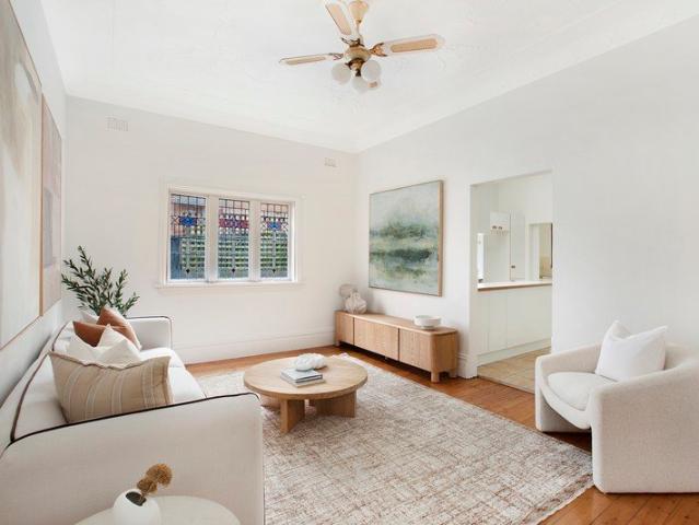 Tightly Held Solid Brick Semi Located on the Kingsford/Randwick Border