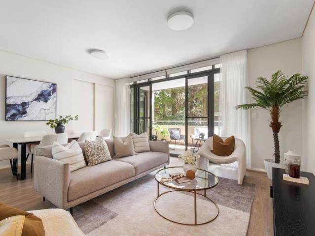 Tightly Held, Spacious Apartment with Leafy Outlooks
