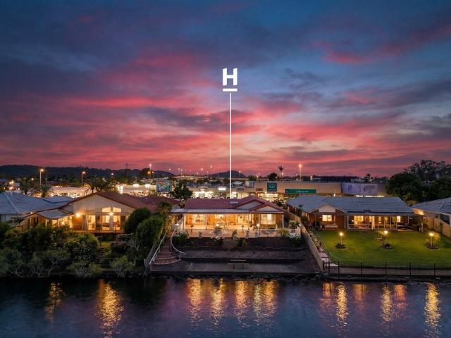 MUST BE SOLD WATERFRONT OPPORTUNITY