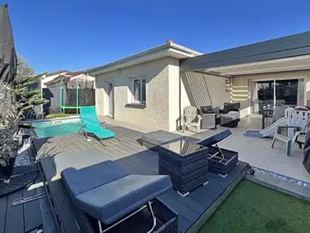 Tignieu Jameyzieu 38230 Achat / Vente maison 5 pièces t5 piscine terrasse