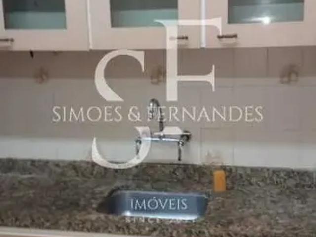 Tijuca Rua Ladislau Neto Casa tríplex, 5 quartos com 1 suíte, churrasqueira, piscina e 5 vagas