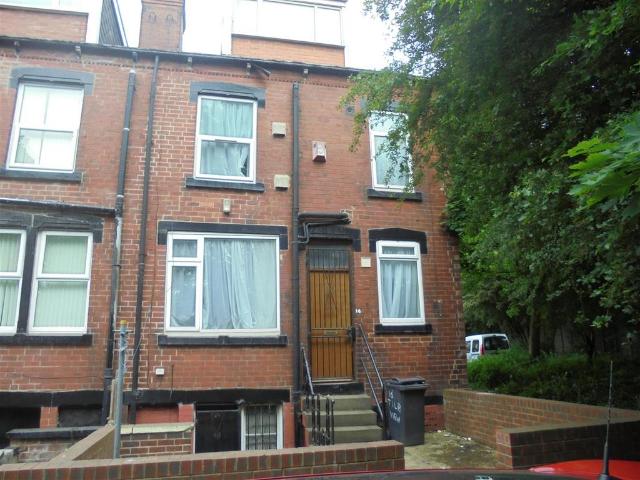 Tilbury View, Holbeck, Leeds 2 bed end of terrace house to rent £850 pcm £196 pw