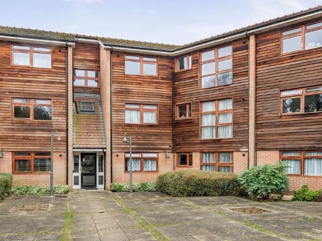 Tilden Road, Compton, SO21 1 bed flat to rent £1,100 pcm £254 pw