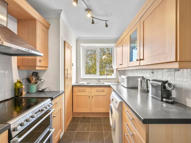 Tildesley Road SW15, 1 bed flat to rent, £2,000 pcm | PrimeLocation