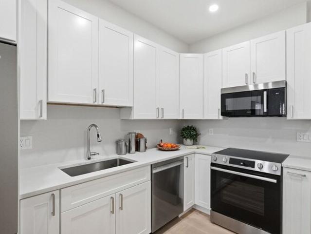 Tileston St Unit,everett, Condo For Sale