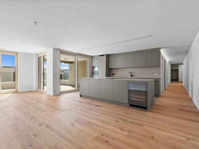 TILIA | 4.5 Zimmer Gartenwohnung mit Seesicht E002