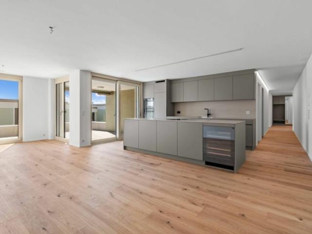 TILIA | Wohnen mit Seesicht 4.5 Zimmer Parterrwohnung E002