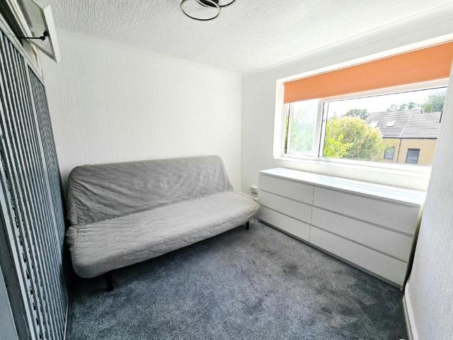 Tiptree Drive, ENFIELD 1 bed apartment to rent £1,350 pcm £312 pw