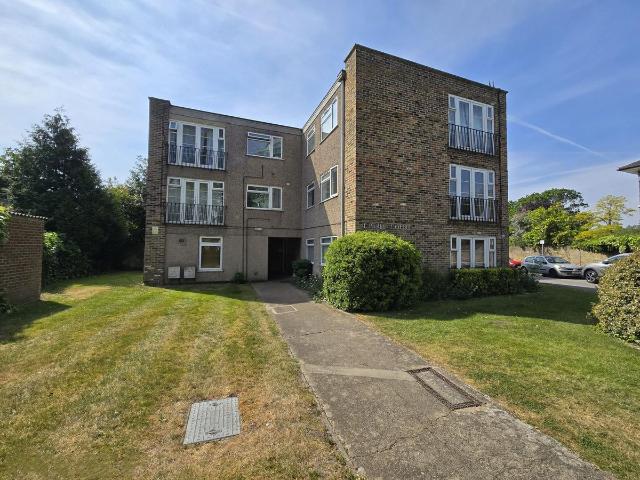 Tiptree Drive, Enfield EN2, 1 bed flat to rent, £1,500 pcm | PrimeLocation