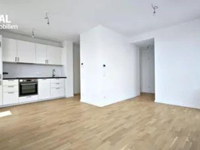 TIP TOP ZWEI ZIMMER MIT BALKON