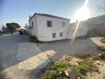 Tire Akar Emlaktan Satılık Müstakil Ev Dükkanlar