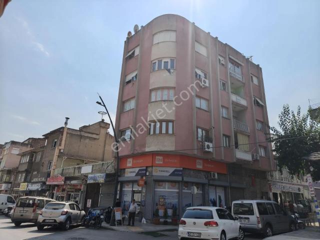 Tire Gümüşpala Caddesi'nde Merkezi Konumda Kiralık Daire