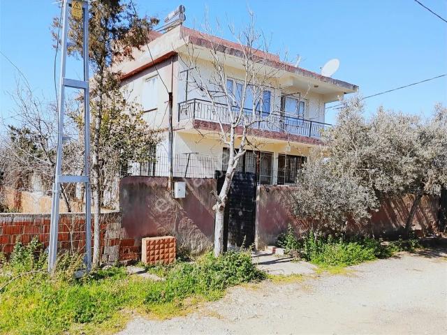 Tire Gökçen Mahallesi'nde 2 Katlı Müstakil Ev