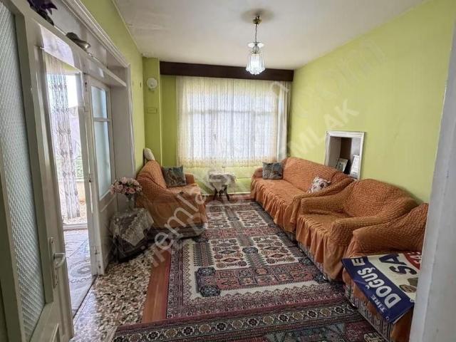 Tire İpeçiler'de Satılık 3+1 Daire Merkezi Konum