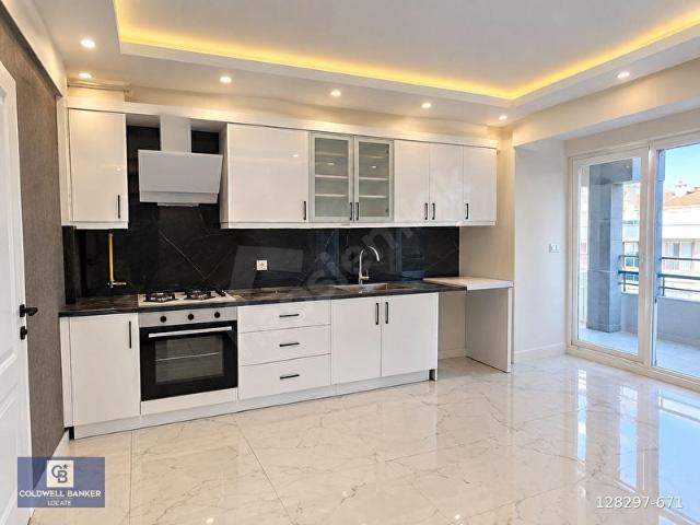 Tire Kaplan Yolunda Ara Kat Şık Tasarımlı 2+1 Satılık Daire