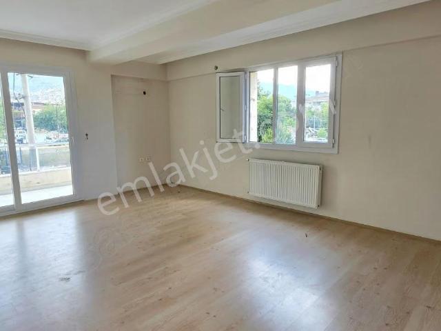 Tire Prestijden Çarşı Merkezde Arakat Doğalgazlı Kiralık Daire