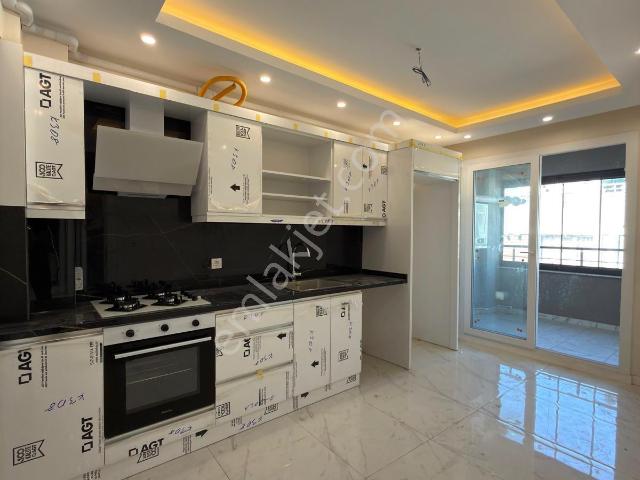 Tire Satılık Lüks Daire 1+1 Kapalı Mutfak
