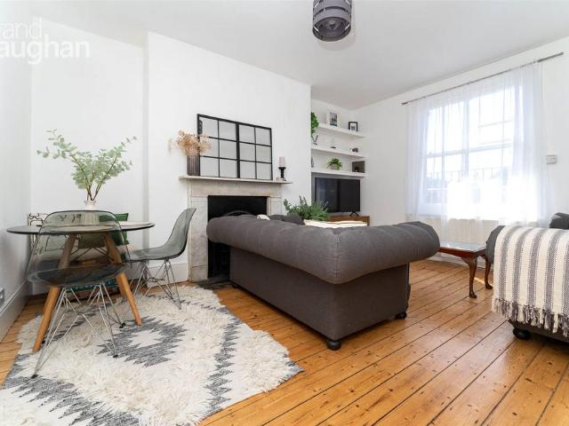 Tisbury Road, Hove, East Sussex, BN3 2 bed flat to rent £1,625 pcm £375 pw