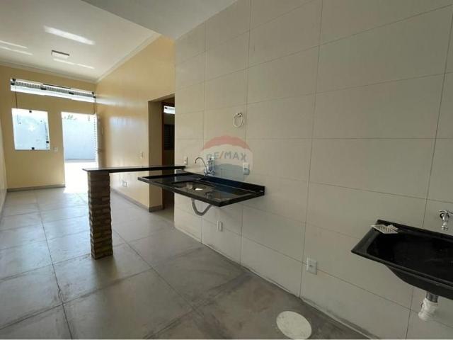 Título: Apartamento 1 ou 2 Quartos – Próximo à Faculdade e Shopping – Flexibilidade de Mobília