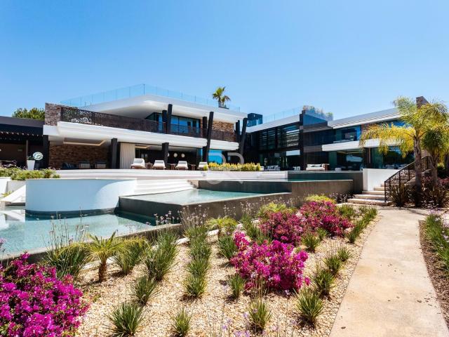 Título: Excepcional Villa de Luxo Recém Construída com Vista. 1015m² Almancil