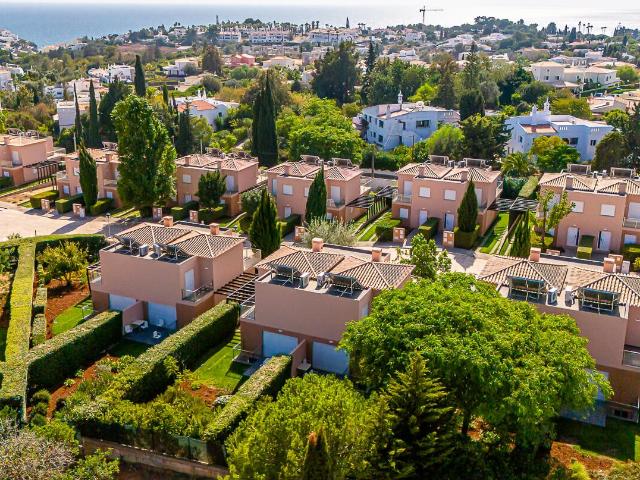 Título: vazio 153m² Lagoa e Carvoeiro