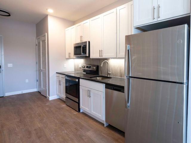 Titan Union Luxury Apartments Studio Apartment for Rent at 2003 Morris Ave, Union, NJ 07083
